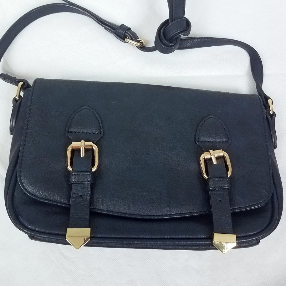 Charming Charlie Adjustable Strap Cross Body Bag - Picture 2 of 8